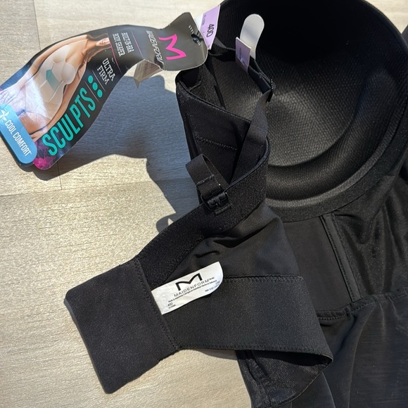 NWT Maidenform Ultra Firm Built-in Bra Body Shaper- Size 40D - Picture 4 of 7